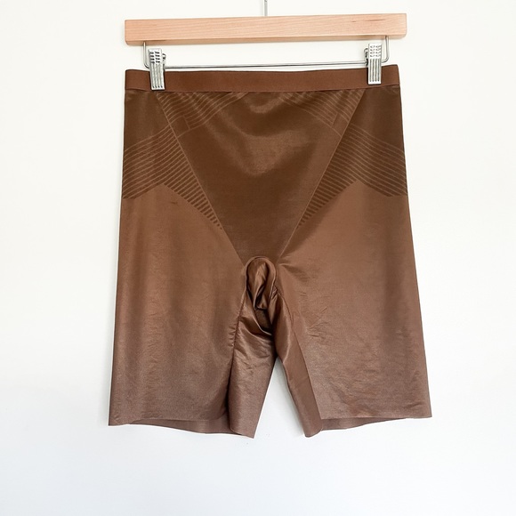 NWOT Spanx Thinstincts 2.0 Girl Short in Chestnut Brown Women’s Large - Picture 6 of 9